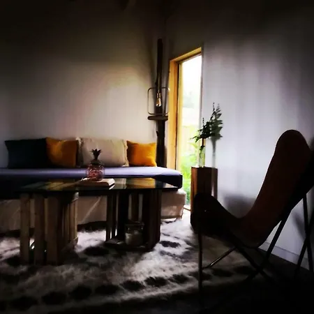 Coco Barn Wood *